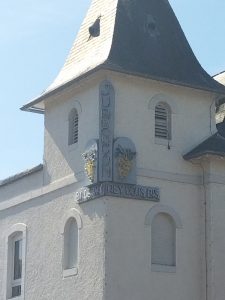 Jolie déco sur les murs de la Mairie de Jurançon