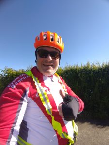 Un cycliste heureux