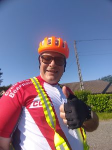 Un cycliste heureux